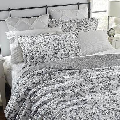 Laura Ashley - King Quilt Set, Soft Cotton Bedding with Reversible Design, Medium Weight for Year Round Use, 3 Piece Bed Set with Matching Pillowcases (Amberley Black/White)