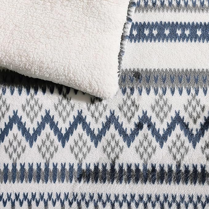 Eddie Bauer - Twin Comforter Set, Reversible Plush Bedding with Matching Sham, Dorm Essentials, Oeko-Tex Certified (Shelton Fair Isle Navy)