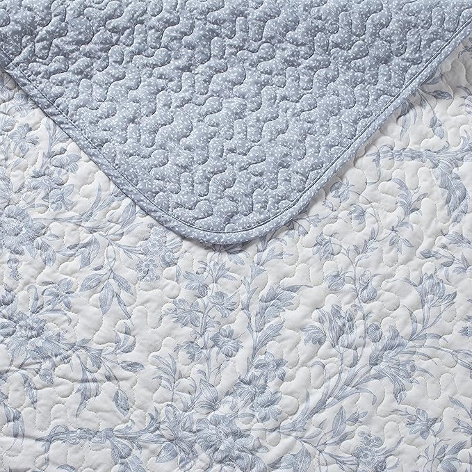Laura Ashley - Twin Quilt Set, Soft Cotton Bedding with Reversible Design, Medium Weight for Year Round Use, 2 Piece Bed Set with Matching Pillowcase (Amberley Blue)