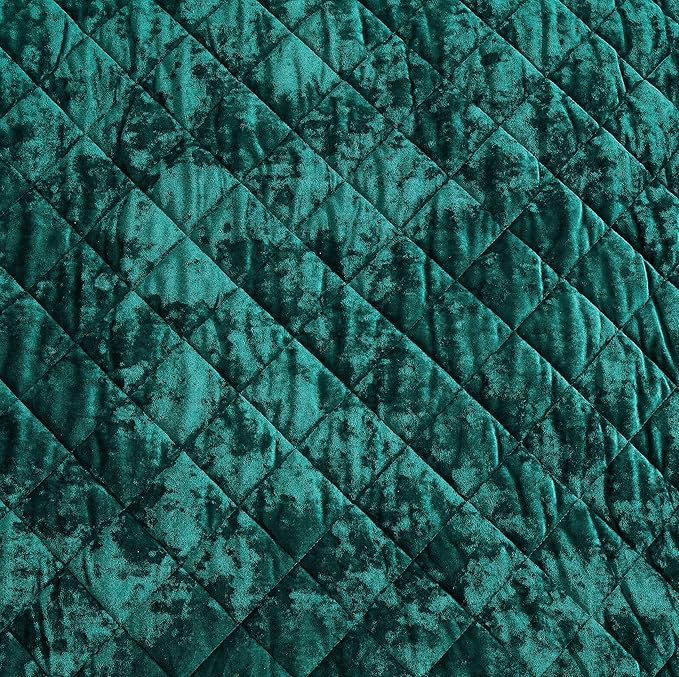 Chezmoi Collection Lux Emerald Green Velvet Quilt King Set, 3-Piece Lush Plush Distressed Velvet Bedding All Season Lightweight Comforter Brushed Microfiber Reverse with Diamond Stitch Quilting