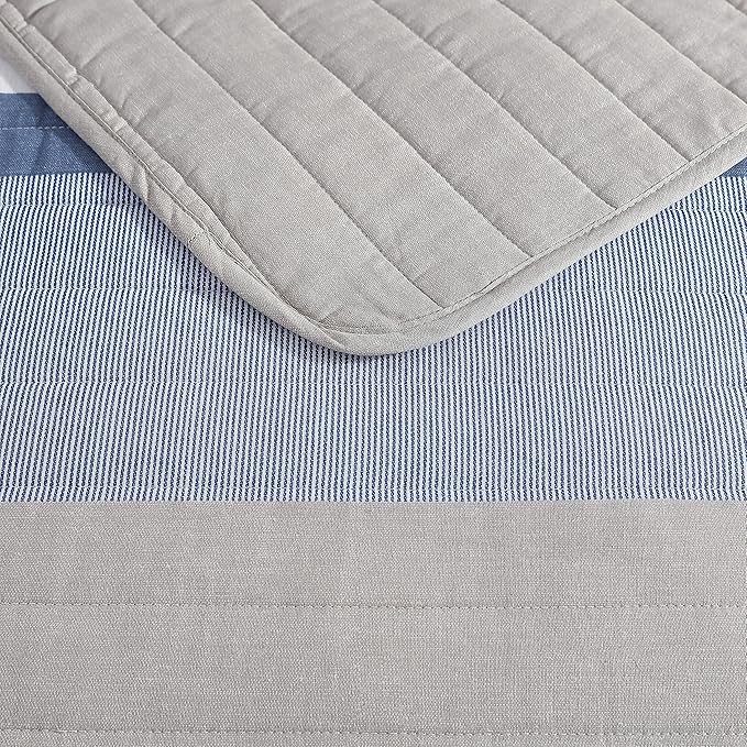 Nautica - Twin Quilt Set, Soft & Breathable Cotton Bedding with Medium Weight Feel, Reversible 2 Piece Bed Set with Matching Pillowcase (Galewood Blue)